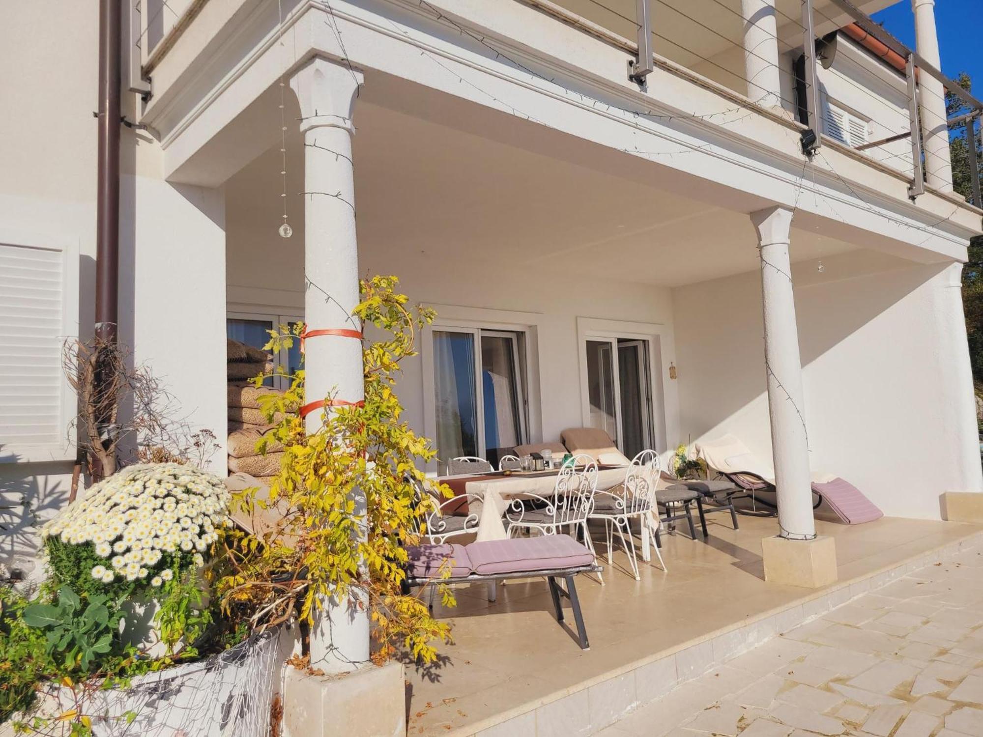 לובראן Apartments Chiara Mit Meerblick Und Pool Und Jacuzzi מראה חיצוני תמונה