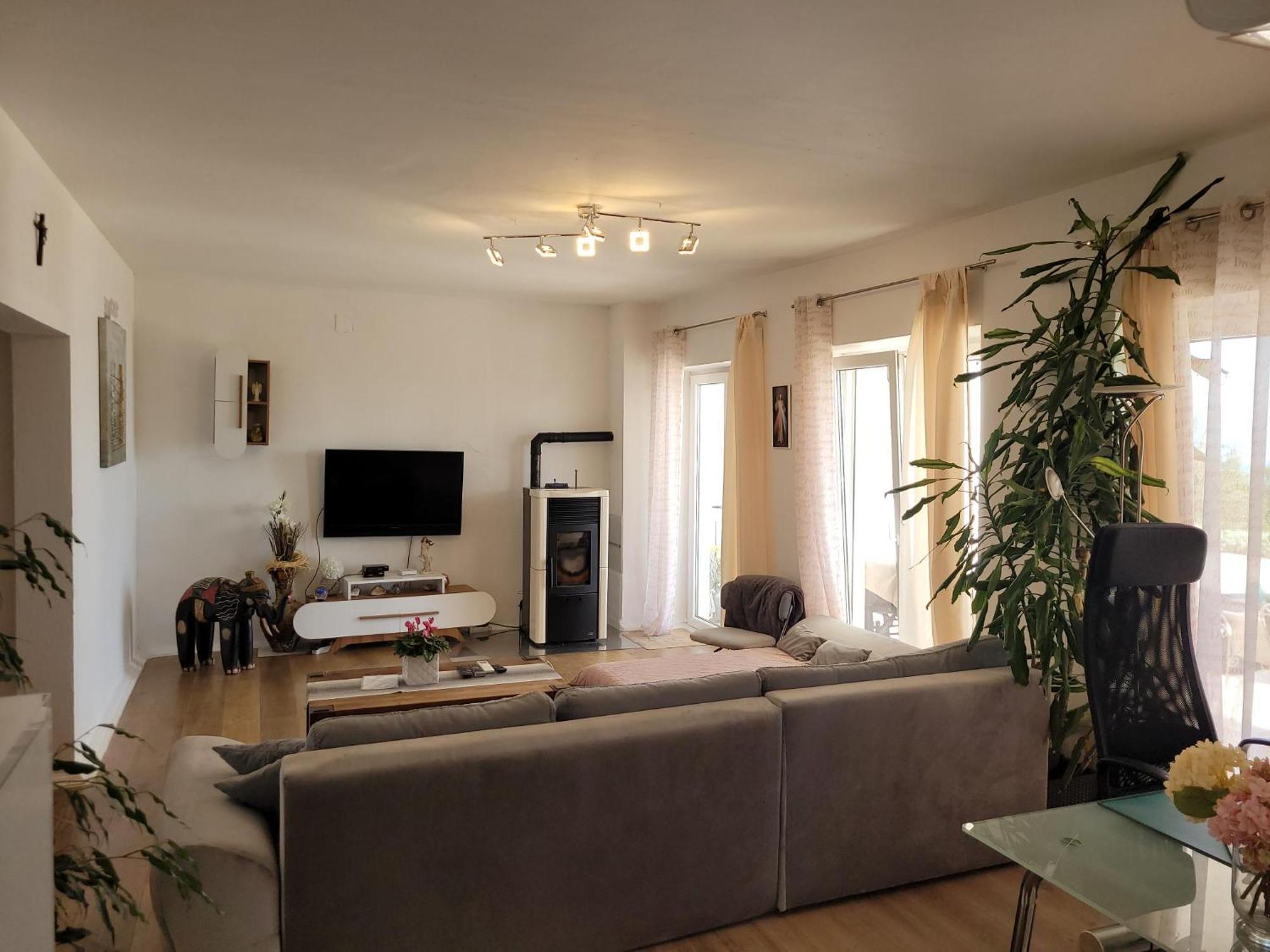 לובראן Apartments Chiara Mit Meerblick Und Pool Und Jacuzzi מראה חיצוני תמונה
